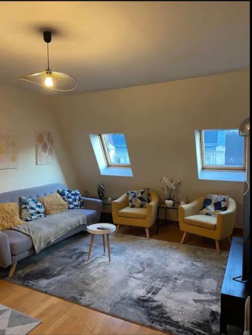 פריז Quiet And Spacious Apartment Near Champs Elysees מראה חיצוני תמונה